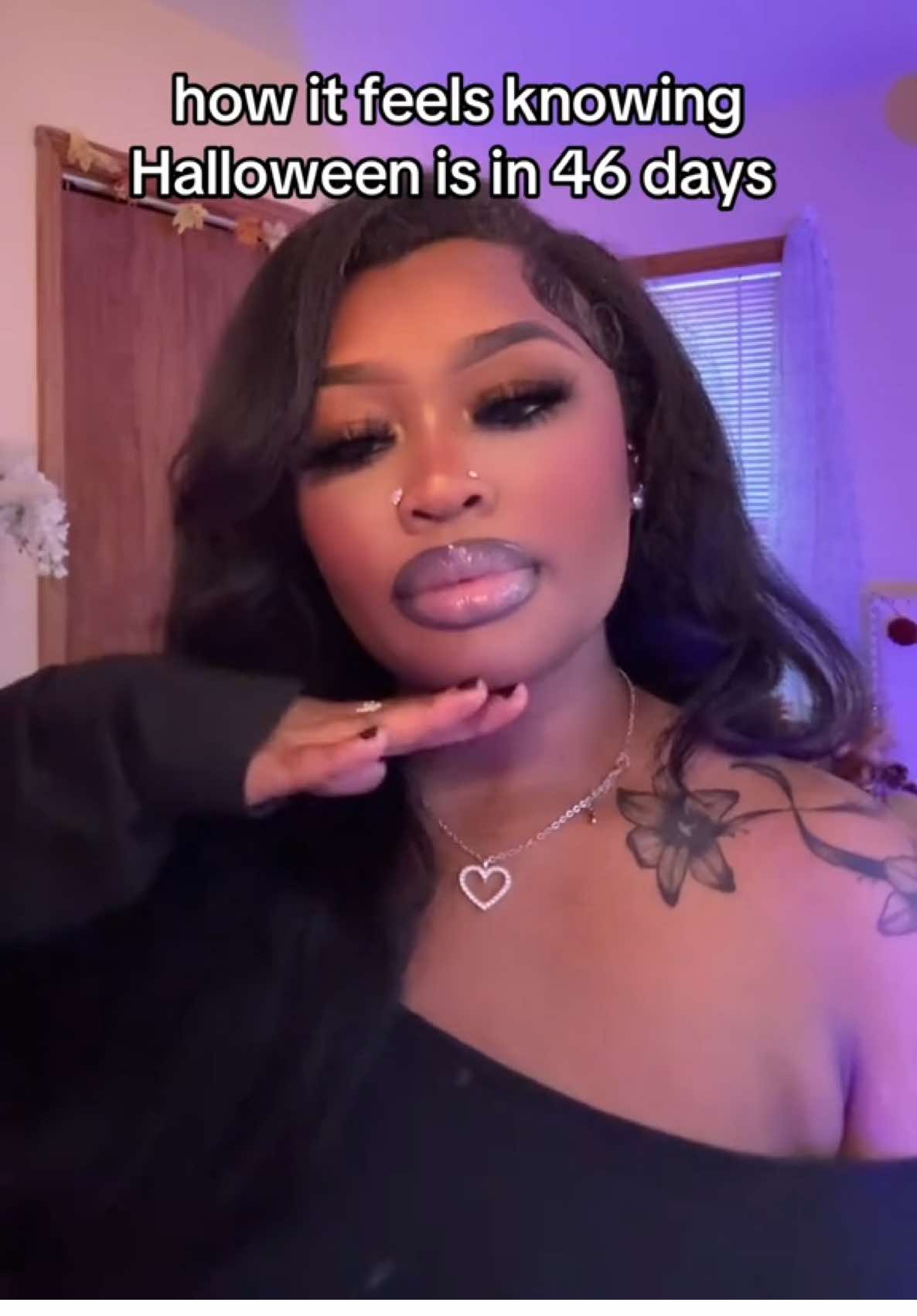 time to reinvent myself again  #definitelykalu #viral #darkfeminine #halloween #fall 