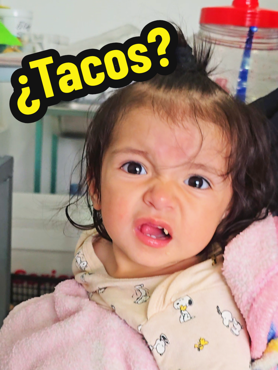 Quizá no le super encantaron 😅 @El Taconazo  #humor #bebes #bebestiktoks #mexico🇲🇽 #efraelmusicodelacalle 
