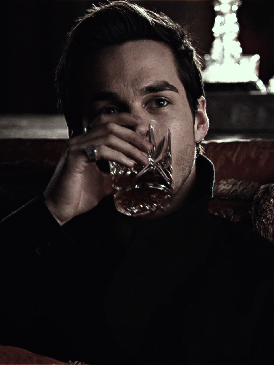 he's so hot, this looks serious.. ib: madfxae  scp: walke7scenes  #kaiparker #thevampirediaries  #tvd #edit #fyp 