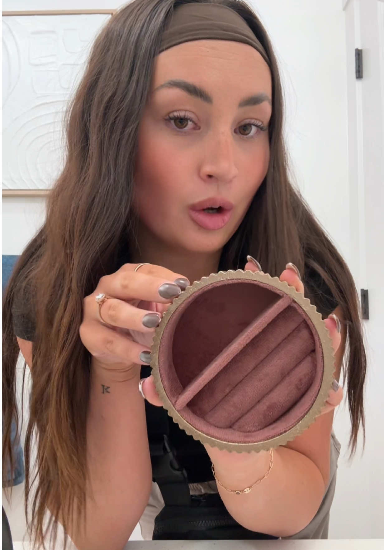 comment “jewelry” & I’ll directly message you the link! 🤍 #targetfinds #targethaul #jewlerybox #jewlerytray #fyp 