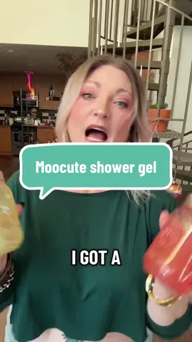 Turn your shower into a spa-like experience with the MOOCUTE In Love Petal Shower Gel. Enriched with natural cherry extract and plant essential oils, this luxurious formula gently cleanses while leaving your skin feeling soft, smooth, and hydrated. Infused with real flower petals, it creates a rich, fragrant lather that indulges your senses and refreshes your skin. The delicate sakura scent lingers lightly, making every shower feel like a moment of self-care.