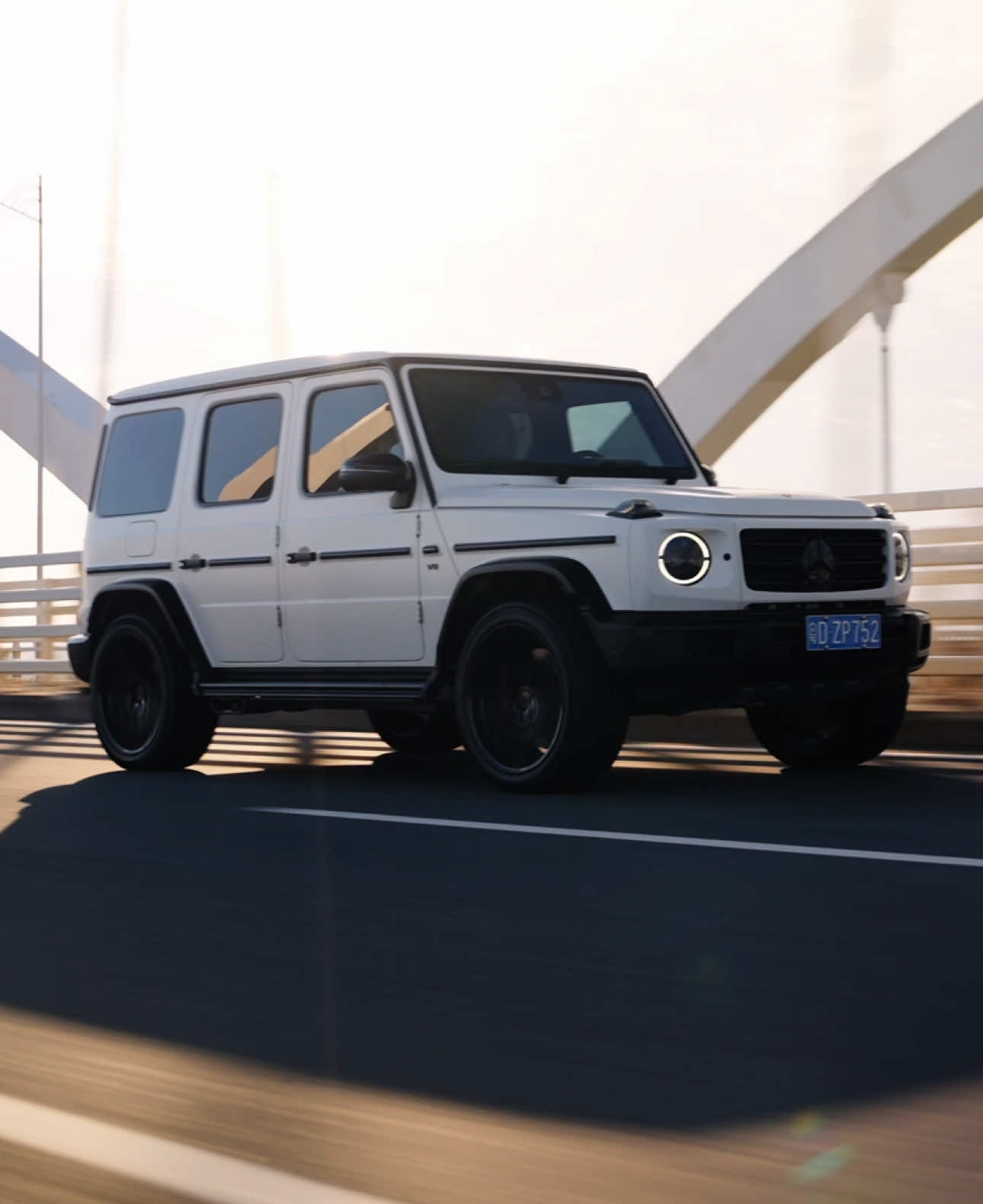 Mùa mưa lấy ra đi thì cũng cũng #autochuf #supercar #xuhuong #fyp #mercedes 