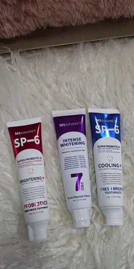 #teethwhitening #whiteningtoothpaste #toothwhitening #oralcaretips #probioticmouthspray 