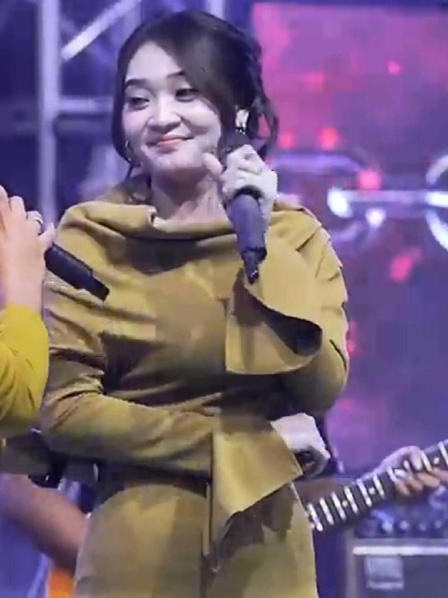 Andai tali Defarina #defarinaindra #adella #viralsound #fypshortclips #vitaalvia #dangduttiktok #goyangbebas #dangdutkoplo #kucingtiktok