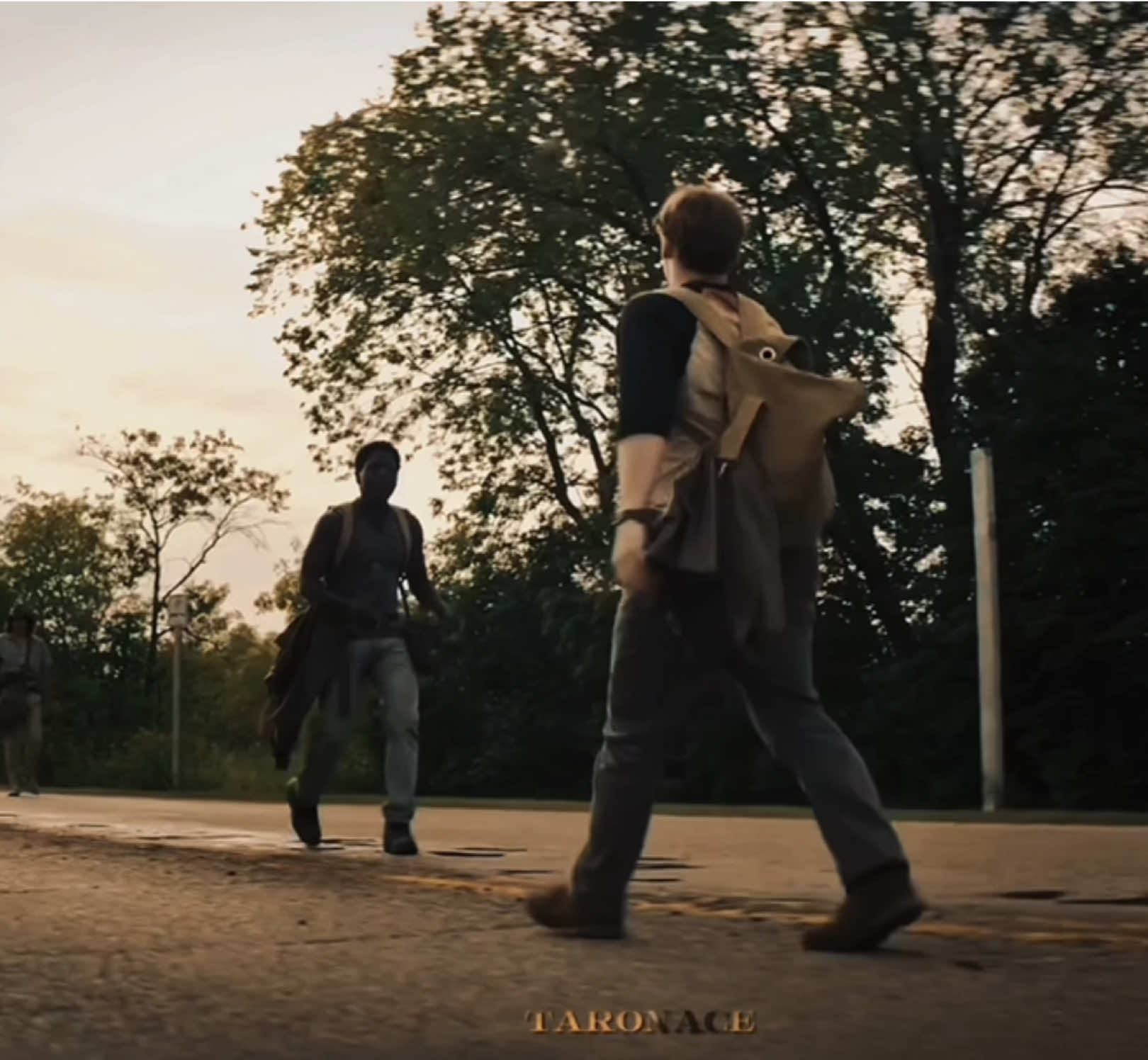 #THELONGWALK | it’s just me, the trailers, and a dream 🥀 #thelongwalkedit #thelongwalkmovie #stephenking #fyp