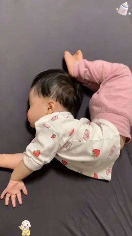Does your kid sleep like this?#tiktok #baby #funny #cute #foryou 