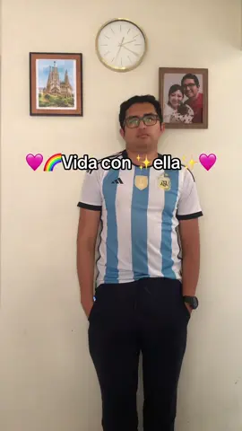 Ojalá que conmigo más feliz💖🥰😆 Juanchan dijo Happy life with my wife😂 Y Yo:👀👀👀 #mimiyjuan #internationalcouple #vidaconella #vidaconanimales #familia 