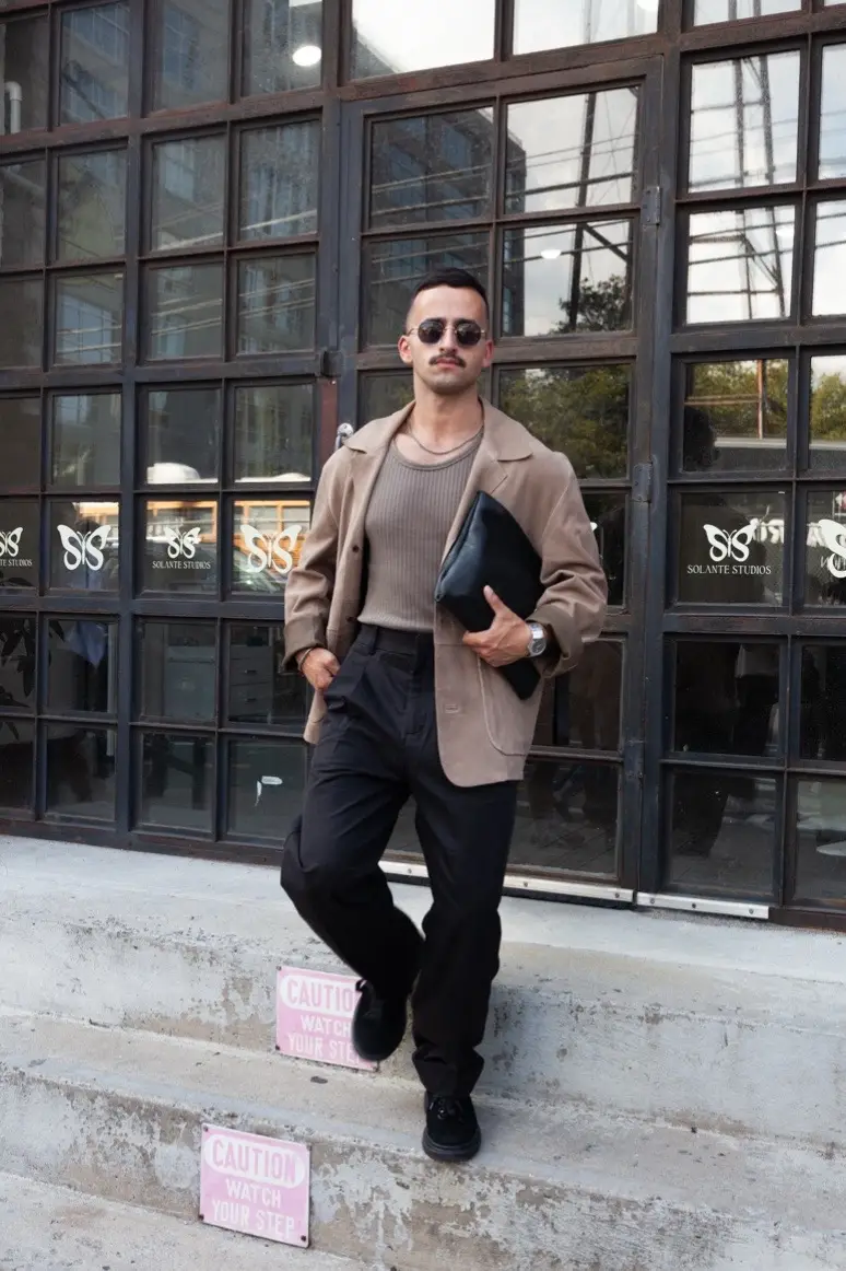 Ask me the question?🎤  #confidenceheist #davidcarmi #inspiring🌍withconfidence 