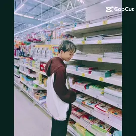 #မြင်ပါများပီးချစ်ကျွမ်းဝင်အောင်လို့🤒🖤 #viewsရှယ်ကျ🤕💔 #ဒီတစ်ပုဒ်တော့fypပေါ်ရောက်ချင်တယ် 