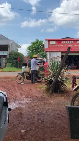 Đã là nghề kiêm tiền! Sao phải ngại  !- sao phải nhuc ! Ra đường không có tien mới ngại! Thèm j không có tien mua mới nhuc ! Gd cần tien không có lại cang khổ đúng không ae #cavienchien #anvat #Lamken #tiktok #xhhhhhhhhhhhhhhhhhhhhhhh 