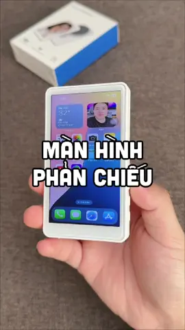 Màn hình phản chiếu theo dõi khi quay video 