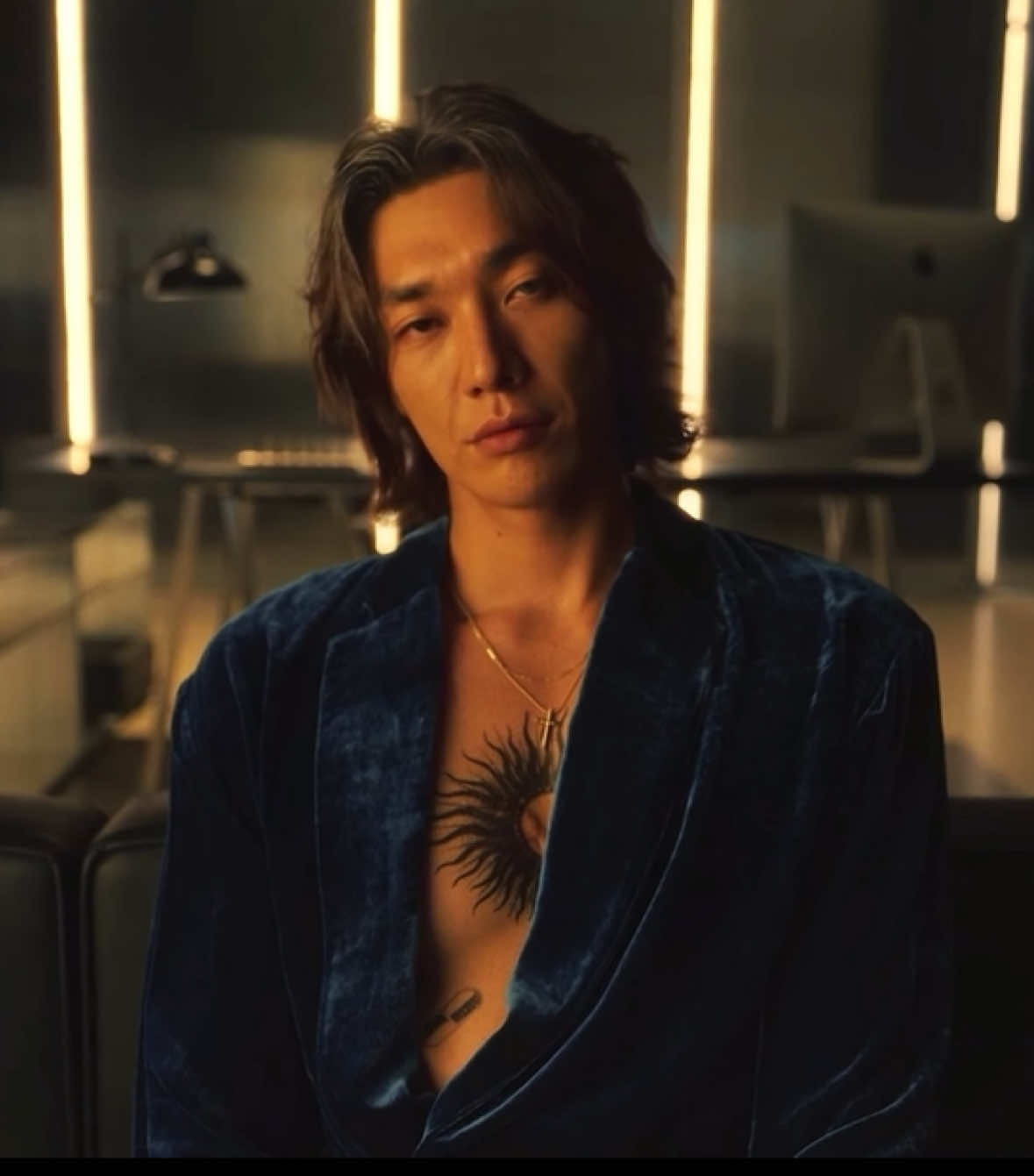 why does he look so attractive?? #creatorsearchinsights #scenepack #kdrama #myedit #foryou @Netflix 