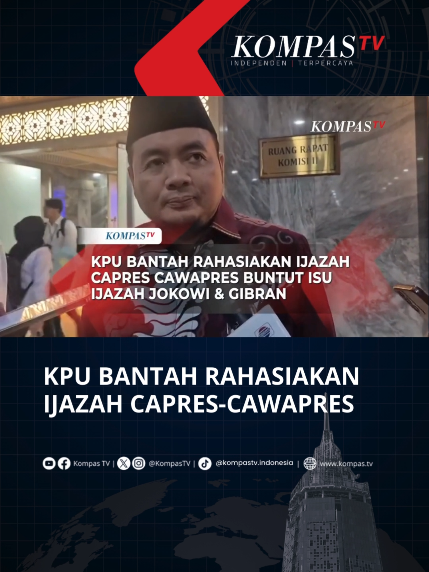 Ketua KPU Mochammad Afifuddin membantah jika keputusan KPU nomor 731 tentang kerahasiaan beberapa dokumen capres cawapres adalah buntut isu ijazah palsu Jokowi dan Gibran, saat ditemui Senin (15/9/2025). Menurutnya keputusan ini juga merupakan dasar hukum yang digunakan untuk semua pihak yang akan berkontestasi di ajang pemilihan umum. Afif menjelaskan hal itu mengacu pada sejumlah undang-undang dan peraturan KPU, baik ijazah dan rekam medis bersifat rahasia. Bagaimana pendapatmu?  Simak video selengkapnya dan dapatkan berita terkini lainnya di www.kompas.tv serta youtube.com/kompastv #TikTokBerita #SOROTKompasTV