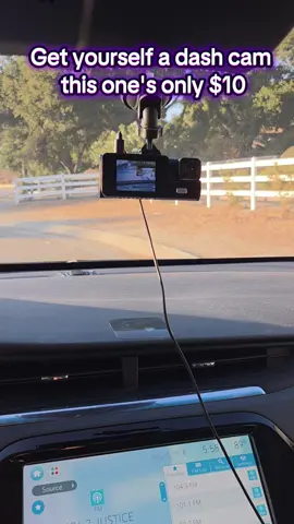 Protect yourself from every angle. 🛡️ This front and rear dash cam is a total game-changer. It records everything happening in front and behind your car, giving you undeniable proof in case of an accident or hit-and-run. Get the peace of mind you deserve. Find it in the TikTok Shop! 👇 #DashCam #CarAccessories #CarHacks #TikTokShop #RoadSafety 