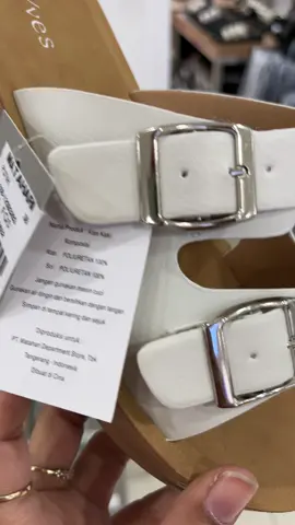 Ini pling best #fyp #sandalmurah #sandalwanita #fypage #fyppppppppppppppppppppppp 