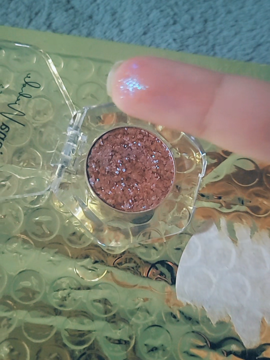 Im so excited to make a look with shade #adriananicolecosmetics #ethereal 