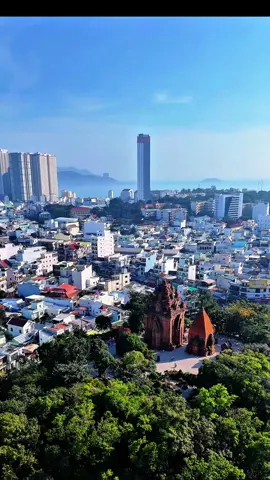 Khi nhắc đến thành phố biển xinh đẹp tại Việt Nam, cái tên nào sẽ xuất hiện trong đầu bạn đầu tiên? Mình trước nhé Nha Trang, Khánh Hoà 🇻🇳#ilovevietnam🇻🇳🇻🇳🇻🇳 #khanhhoa #nhatrangreview 