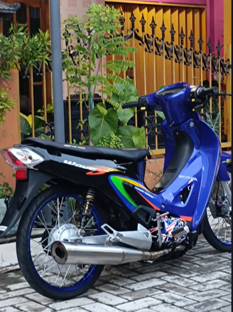 สวัสดีตอนเช้า #tsid🇮🇩 #wave125 #wave125i_ไฟเลี้ยวบังลม 