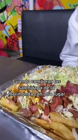 Esto pasa cuando comparan la Salchipapa de mi sitio preferido #Recuerdos @Jesús Riaño #salchipapa #Bogota 