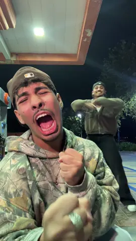 WHAT’S GOING ON!!! #nickgrajeda #cristianandres 