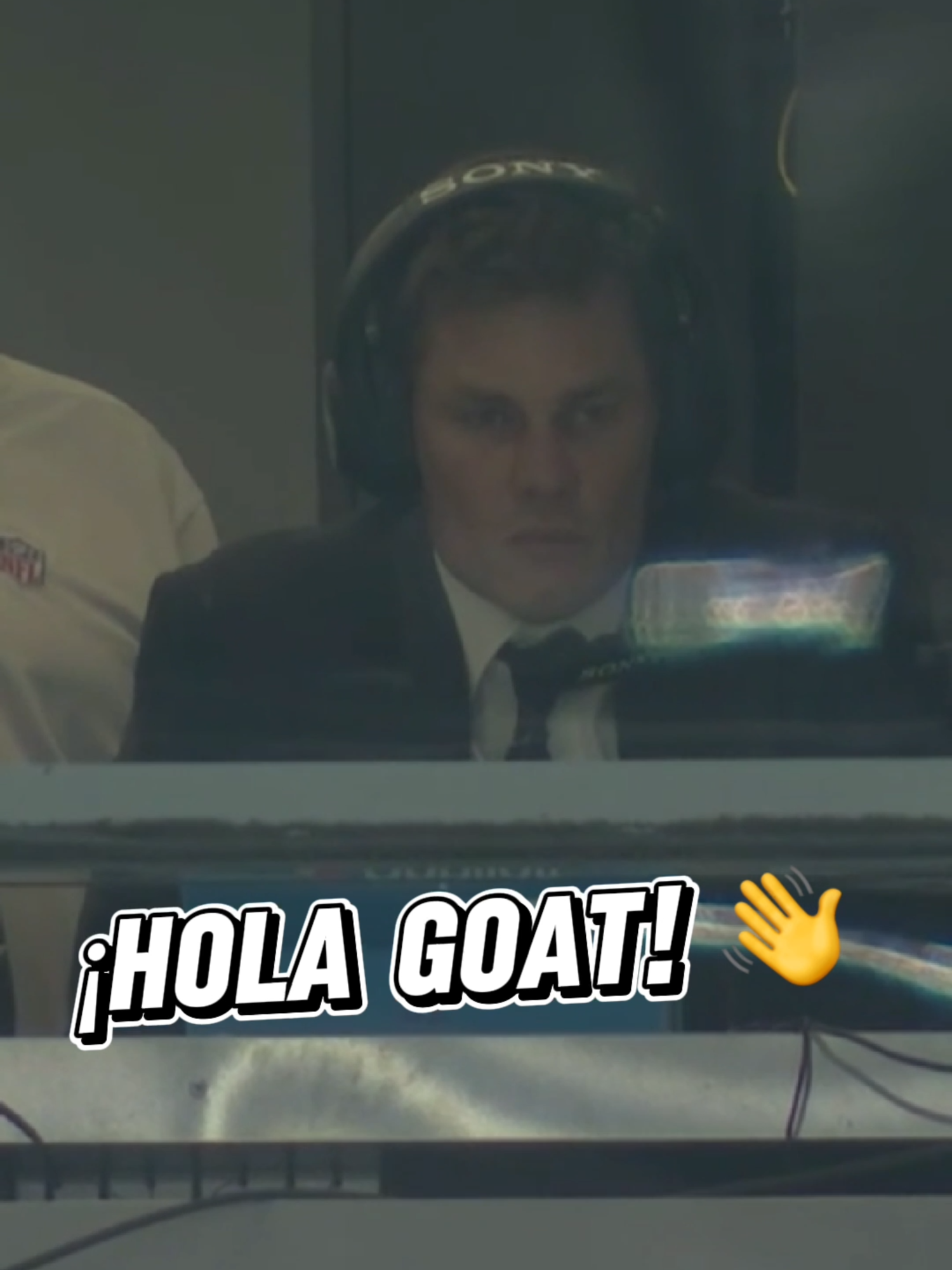 ¿Y ESA CARA, TOM? 👀 Brady está presente y así vive el MNF x ESPN y #DisneyPlus