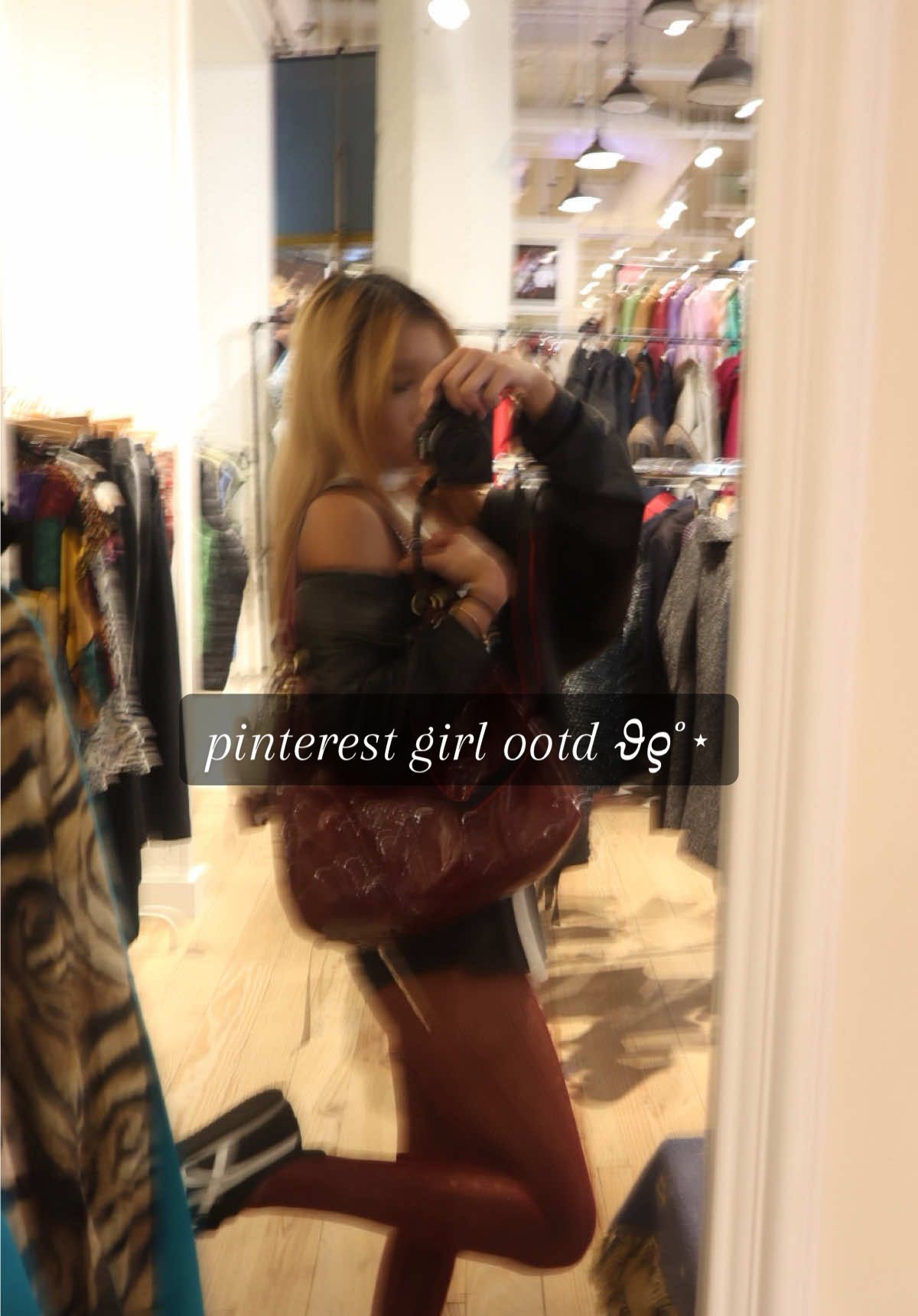 wore an outfit today that was based off of a pin on my pinterest board ♥️ #pinterestoutfit #pinterestinspo #seattledowntown #katseyemilkshake #ootdstyle 