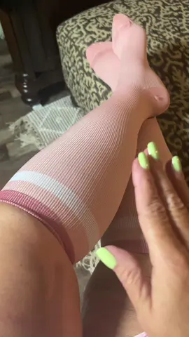 These compression socks help with my restless leg syndrome and plus size for wide calves @Ahomie Sport #compressionsocks #restlesslegsyndrome #varicoseveins #socks #kneehighsocks  