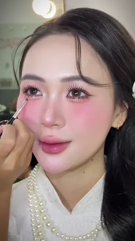 Một layout không thể trong veo hơn cho cô dâu gia tiên nè ❤️#fypシ゚ #xuhuong #makeupđẹpsàigòn #makeupđẹptânbình #makeupdouyin 
