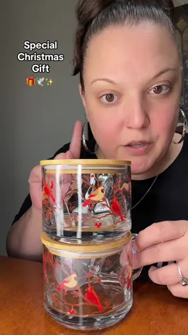 Make someone’s Christmas extra special this year✨💕  #christmas #christmasmug #christmasgiftideas #cardinal #glassmug 