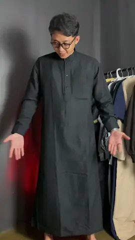 Jubah atau gamis pria yg exlusive banget nih bro, material premium dan gaya modern cocok buat kajian atau ke di pakai sehari hari 🤩#jubahpria #bajumuslimpria #gamiskekinian #gamissyari #rekomendasi 