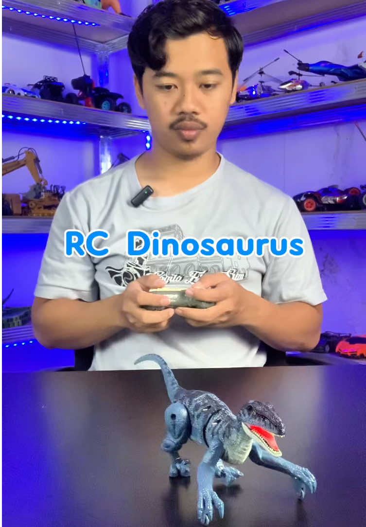 RC Dinosaurus bisa meraung #rcdinosaurus #dinosaurus #reviewmainan #kotamainan 