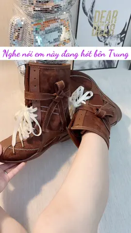 Giày boot thời trang kết hợp giữa giày thể thao và boot #bot #giaybot #review #trendyyy 