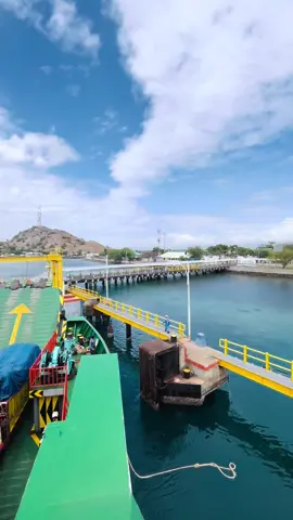 #pelabuhanpototanosumbawa #sumbawantbindonesia🇮🇩 #foryou #fyppppppppppppppppppppppp 