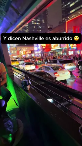 Sí o queee? #nashville #downtown #tennessee #nashvilletennessee #videoviral 