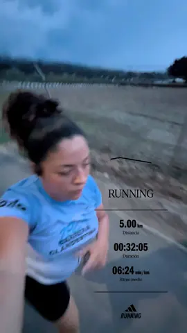 Una mamá entrenando y tratando de reencontrarse❤️ #runninggirl #Running #mamaprimeriza 