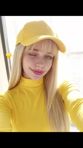 ☀️☀️ #yellow #wink 
