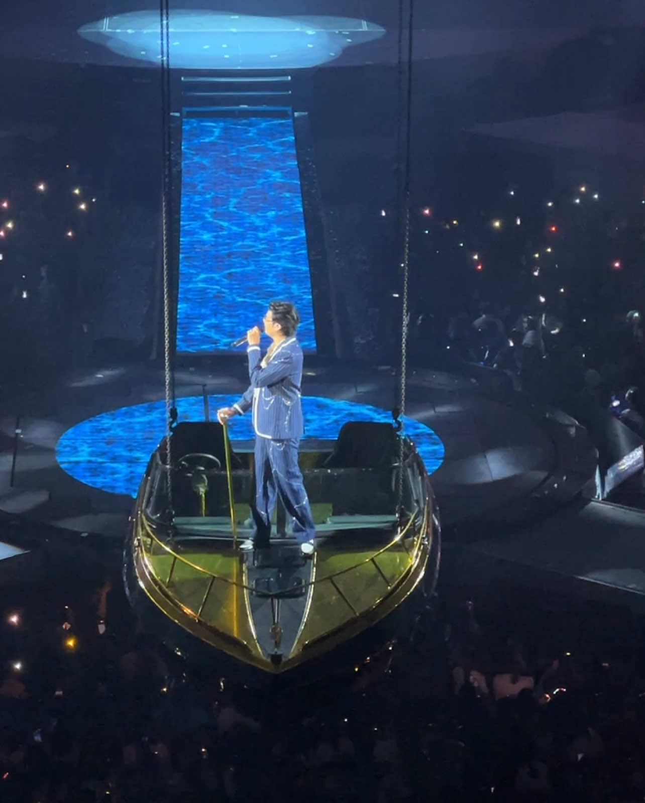 ขึ้นเรือ ร้องเพลง มีจับข้างเดียว โคตรจะห่วงแกร 🥺💙🙏 พอแล้วววว พูดในใจ ลุ้นตลอด  #nontep03สุรุ่ยสุร่ายconcert #nonttanont #รีวิวคอนเสิร์ต #พิ้งค์รีวิวแหลก 