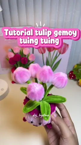 Buat yang mau ikutan bikin tulip gemoy ini, alat dan bahannya udah aku spill di keranjang kuning ya🥰🥳 #kawatbulu #bungakawatbulu #pipecleanerflowers #pipecleanerflowerstutorial #giftideas 