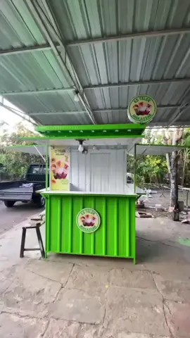 review booth container ukuran 150x150 silahkan siapa lagi yang mau order informasi dan pemesanan silahkan hubungi nomor yg ada di profil  siap kirim2 ke luar kota  #containerkekinian #magetan24jam #fyppppppppppppppppppppppp #pandawagroup #pandawagroup 