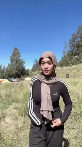 lawu lagi❤️‍🩹 #lawumountain #lawu3265mdpl #pendakigunung 