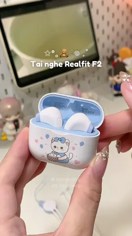 Xinh quá mấy bà kwi xinh từ cái hộp đến cái túi đựng ấy 🥹 #taingherealfitf2 #tainghebluetooth #tainghekhongday #backtoschool #cangcang 