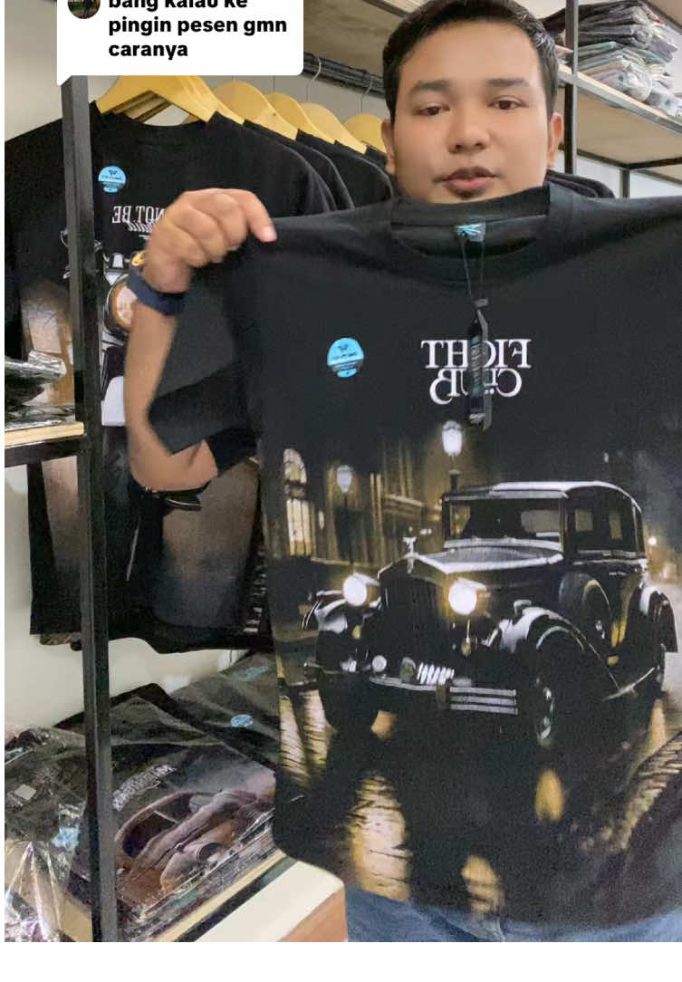 Membalas @yogisaputra4408 beeeh keren keren banget motifnya guys  #kaos #kaosdistro #kaospria #kaoskeren 