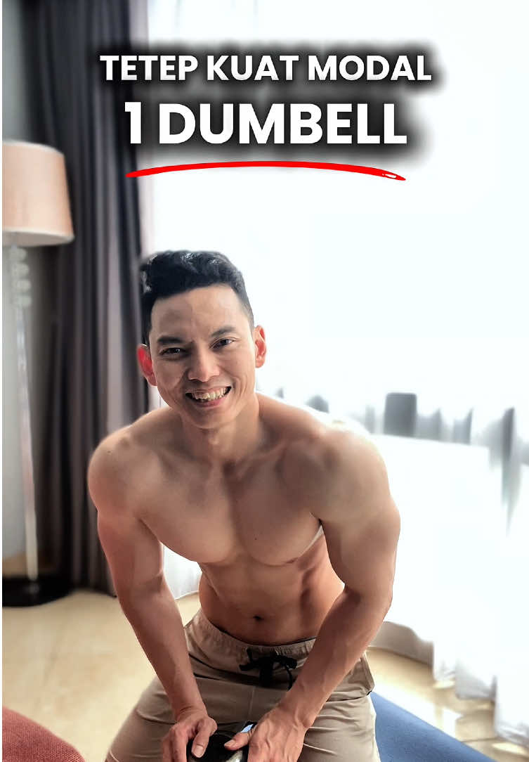 ⚠️Punya 1 dumbell?⁉️ Cukup buat biceps meledak💪🏿💣💥 Punya alat lengkap bagus, tapi kalo cuma punya 1 dumbell aja juga bisa buat bikin biceps lebih tebel & kuat💯 Di reels ini gw kasih tutorial step by step latihan biceps yang bisa lo lakuin di rumah tanpa ribet💪🏿 ✨ Latihan simple → hasil nyata ✨ Cocok buat pemula & sibuk ✨ Bisa dilakuin kapan aja 👉🏽 Save reels ini biar ga lupa, dan praktekin minimal 2–3x seminggu!  Kalo lo konsisten, biceps bakal mulai kerasa makin kuat & terlihat lebih padat💪🏿 ‼️Inget, otot bukan dibentuk sehari, tapi dari kebiasaan kecil yang lo ulang tiap hari! Jangan berhenti sebelum lo bangga sama hasilnya! 🫵🏼 Follow untuk tips fitness & workout lainnya #Fitness #gym #bicepsworkout #biceps #tipsandtricks 