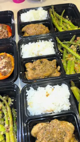 Didn’t feel like talking, just letting TikTok pick the song atp🙈  #fyp #cookingwitholivia #cookingformyhusband #mealprep #foodtiktok 