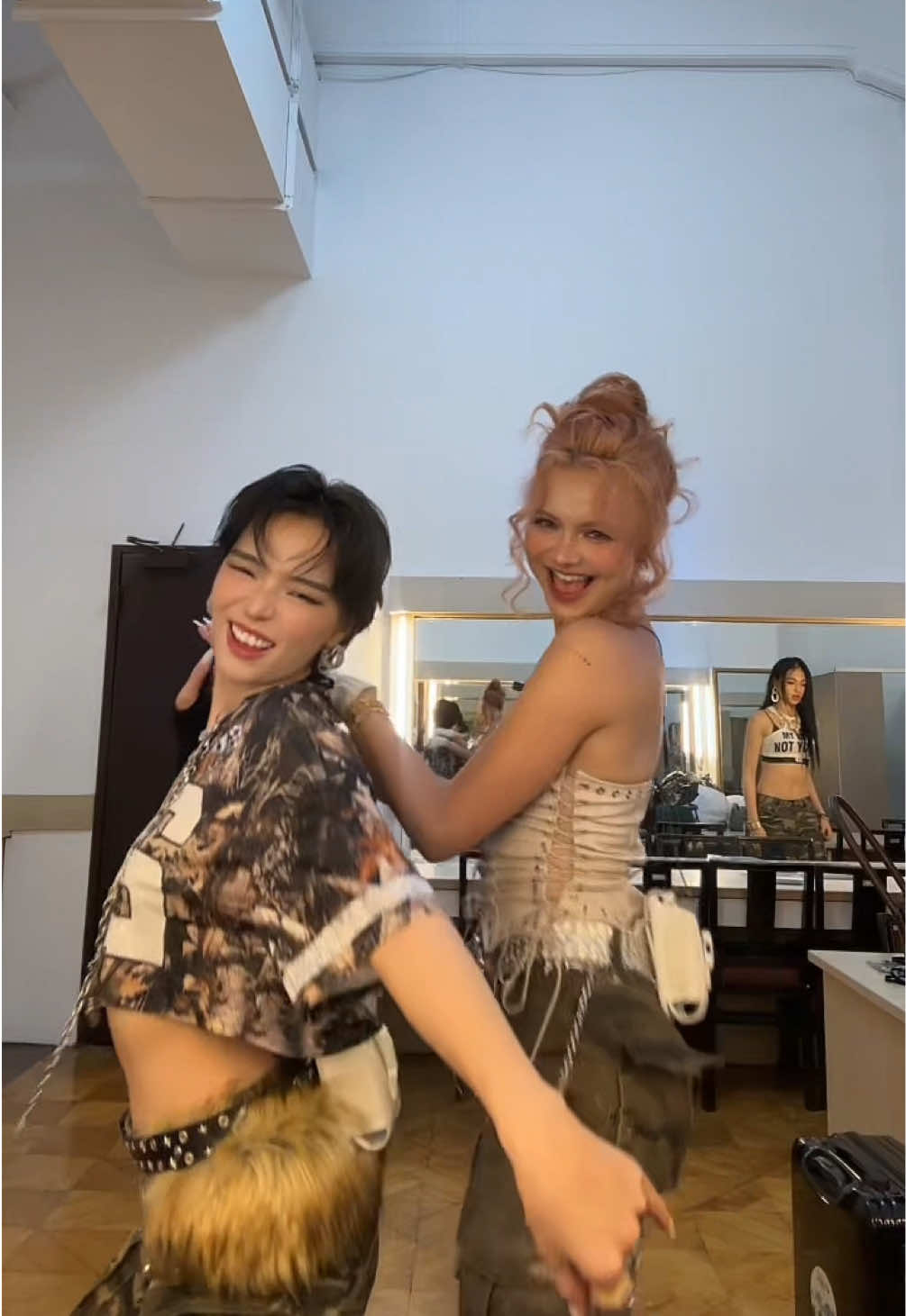 Ta Ta Ta🫢 @巴倫月  #fyp #dance #girlgroup #女團日常 #HURplus 