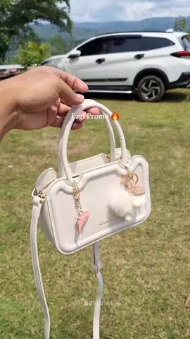 meleng dikit , sould out 😭✨️💕 #mossdoomday #lysmarebag #taswanita #tastangan #tasselempangwanitaelegan 