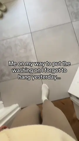 It happens.. #relatablememes #mumlifeontiktok 