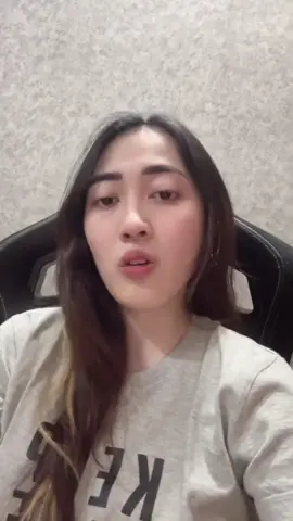 #stitch dengan @Angelyn  oke yok sekarang kita fokus buat tuntutan dan kawan-kawan kita yang masih ditangkap serta hilang  Ingat teman-teman, Tinju kita ke atas bukan ke samping, gak perlu ada caci maki, fokus aja ya 