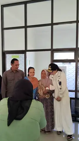 #fypage #fypviral #sherlytjoanda #Fyp @Sherly Tjoanda 🥰♥️