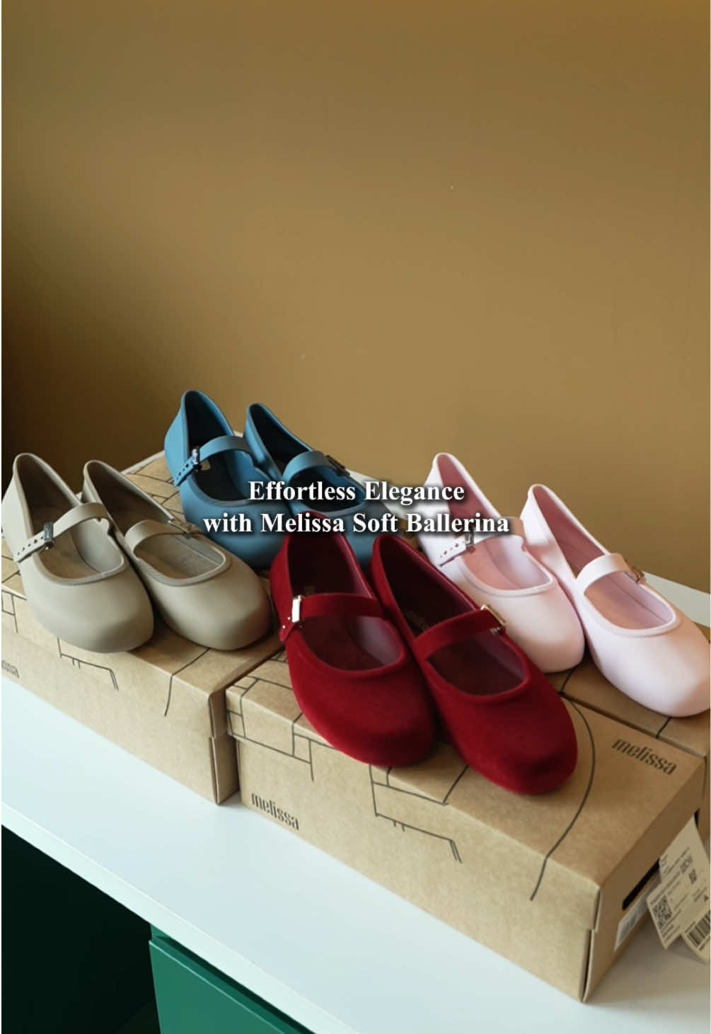 Melissa ballerina, one style endless colors 💕 Design-nya versatile dan pilihan warnanya bisa matchin every outfit kamu 🌈 #FindItOnZALORA 🔎 Melissa Ballerina Velvet Ii Ad 🔎 Melissa Soft Ballerina Ad #ZALORAPastiOriginal #ZALORAIndonesia #Melissa #Flatshoes 